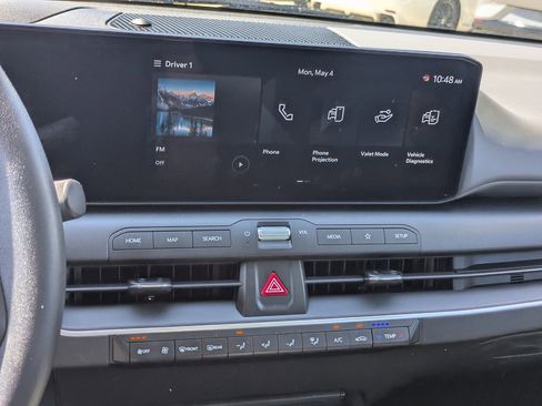 Used 2025 Kia K4 FWD image 12