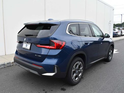 Used 2023 BMW X1 xDrive28i w/ Convenience Package AWD/4WD image 5