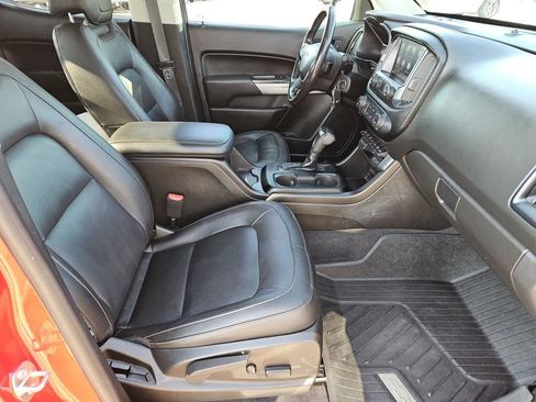 Used 2019 Chevrolet Colorado ZR2 w/ ZR2 Dusk Special Edition AWD/4WD image 29
