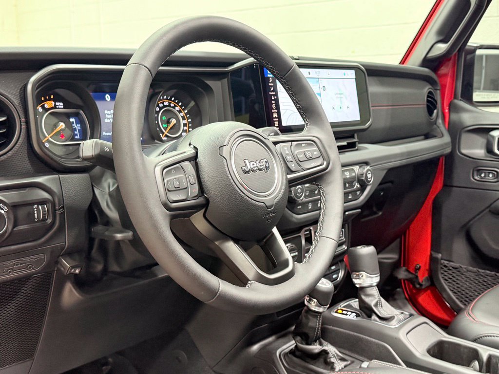 Used 2026 Jeep Wrangler Unlimited Rubicon AWD/4WD image 29
