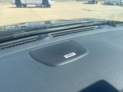 Used 2020 Nissan Rogue SL image 16