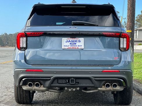 New 2026 Ford Explorer ST w/ Sun And Sound Package image 11