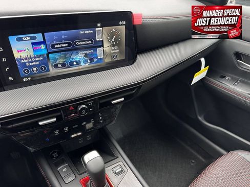 New 2025 Nissan Kicks SR w/ Interior Electronics Package AWD/4WD image 23