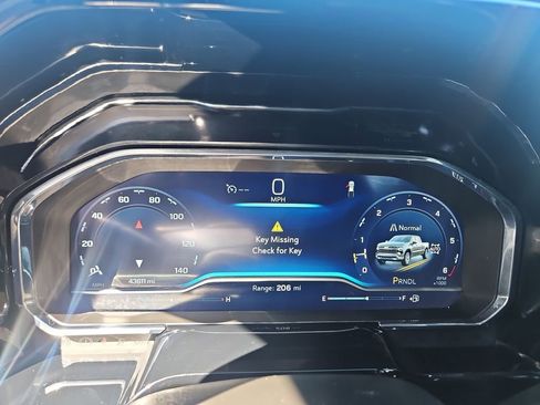 Used 2023 Chevrolet Silverado 1500 LT w/ Work Truck Package image 15