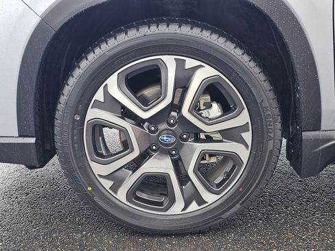 Used 2023 Subaru Ascent Limited w/ Technology Package image 39