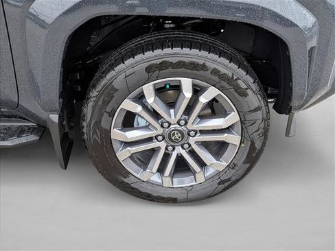 New 2025 Toyota 4Runner Limited image 5