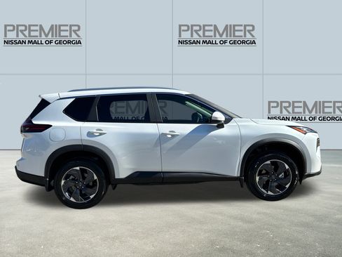 New 2026 Nissan Rogue SV w/ SV Premium Package image 4