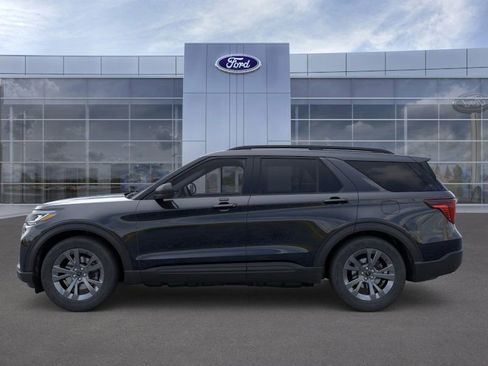 New 2026 Ford Explorer Active image 3