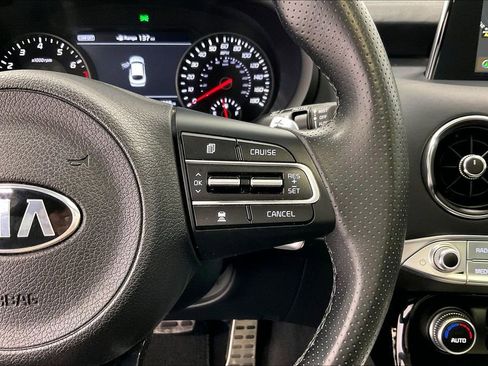 Used 2019 Kia Stinger GT1 RWD image 24