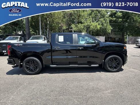 Used 2021 Chevrolet Silverado 1500 Custom w/ Rally Edition AWD/4WD image 9