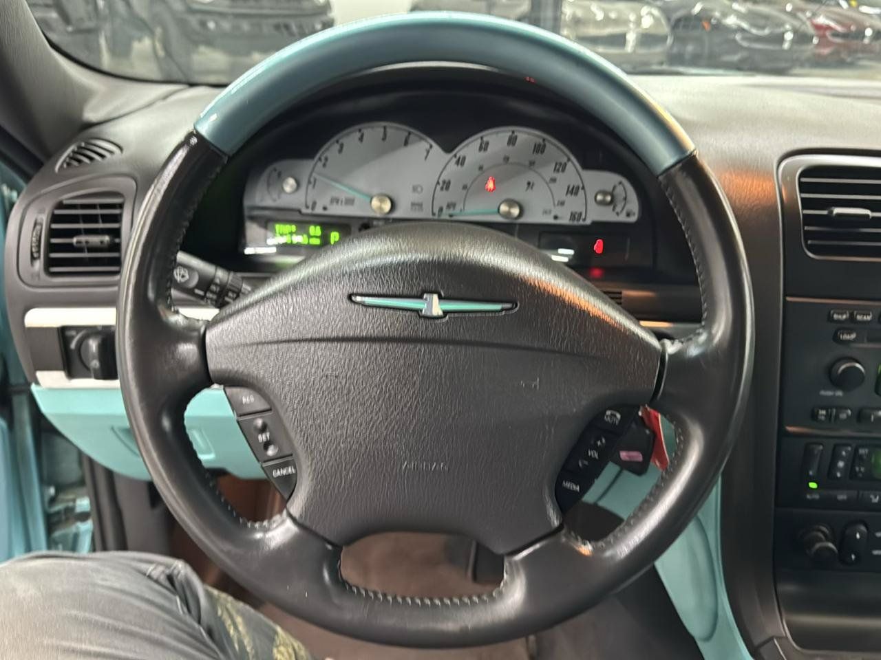 Used 2002 Ford Thunderbird RWD image 13
