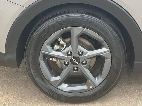 Used 2025 Kia K4 FWD image 7