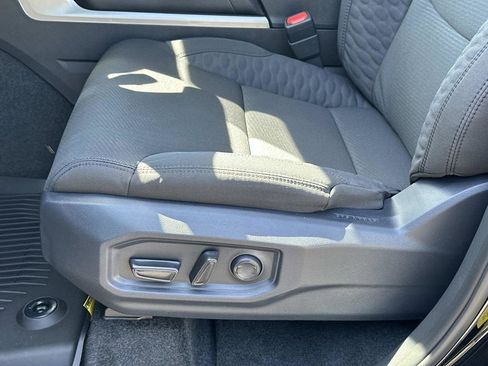 New 2026 Toyota Tundra SR5 AWD/4WD image 16