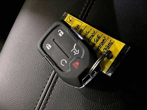 Used 2024 GMC Terrain SLE w/ Driver Convenience Package AWD/4WD image 28