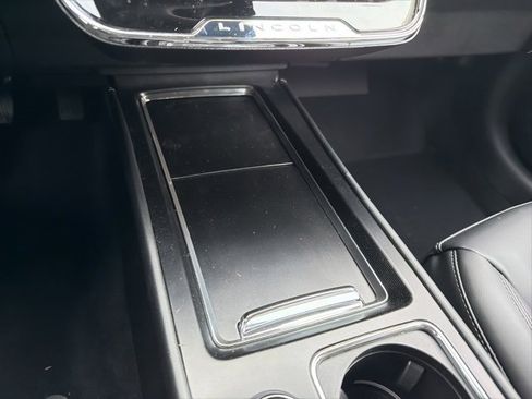 New 2026 Lincoln Corsair Premiere image 14