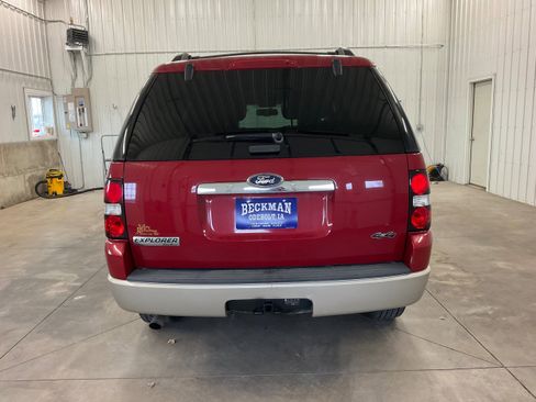 Used 2010 Ford Explorer Eddie Bauer image 4