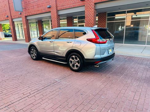 Used 2018 Honda CR-V EX image 4