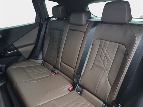 New 2026 BMW X3 xDrive30 w/ Premium Package image 14