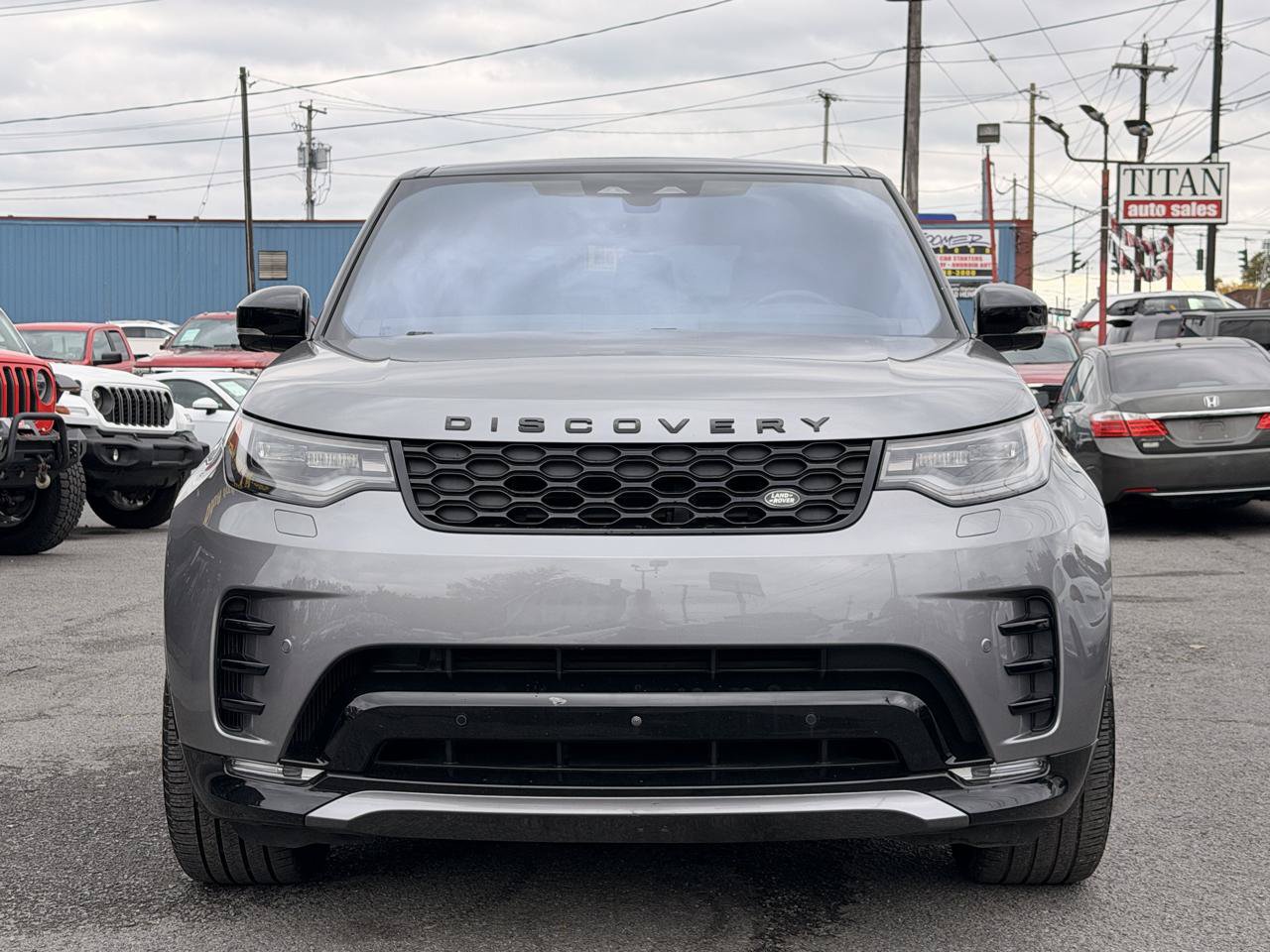 Used 2021 Land Rover Discovery S R-Dynamic AWD/4WD image 2