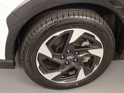 Certified 2024 Subaru Crosstrek 2.5i Limited w/ Crosstrek Mirror Package image 8