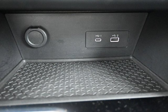 Certified 2025 Nissan Pathfinder SV FWD image 19