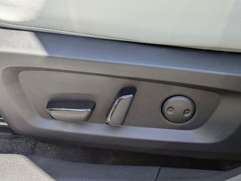 New 2026 Mitsubishi Outlander SE image 21