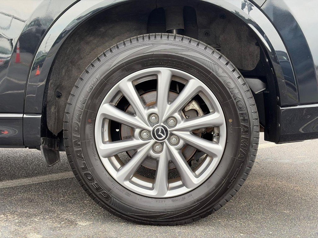 Used 2025 MAZDA CX-5 AWD 2.5 S w/ Preferred Package image 9