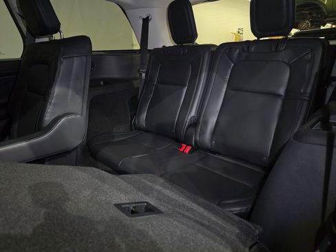 New 2026 Lincoln Aviator Reserve w/ Jet Appearance Package image 37