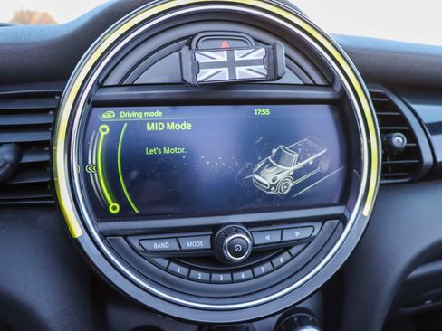 Used 2017 MINI Cooper S image 51