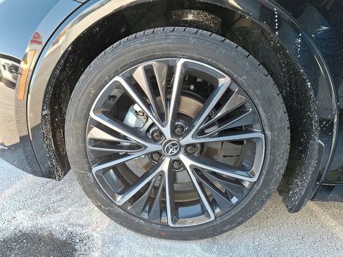 New 2026 Toyota Prius XLE image 4