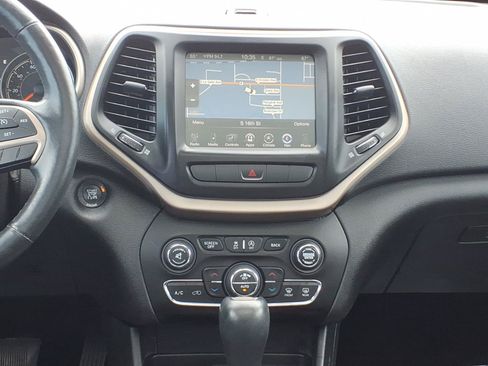 Used 2015 Jeep Cherokee Limited w/ Trailer Tow Group AWD/4WD image 13