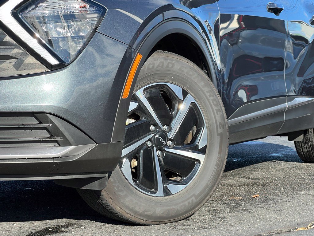 Certified 2023 Kia Sportage LX AWD/4WD image 2