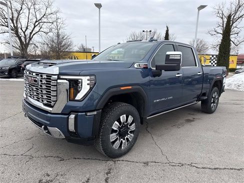 New 2026 GMC Sierra 2500 Denali w/ Denali Reserve Package image 9