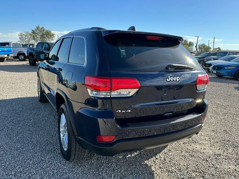 Used 2017 Jeep Grand Cherokee Laredo w/ Quick Order Package 23E image 8