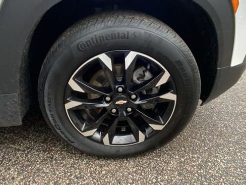 Used 2023 Chevrolet TrailBlazer LT w/ Convenience Package image 12