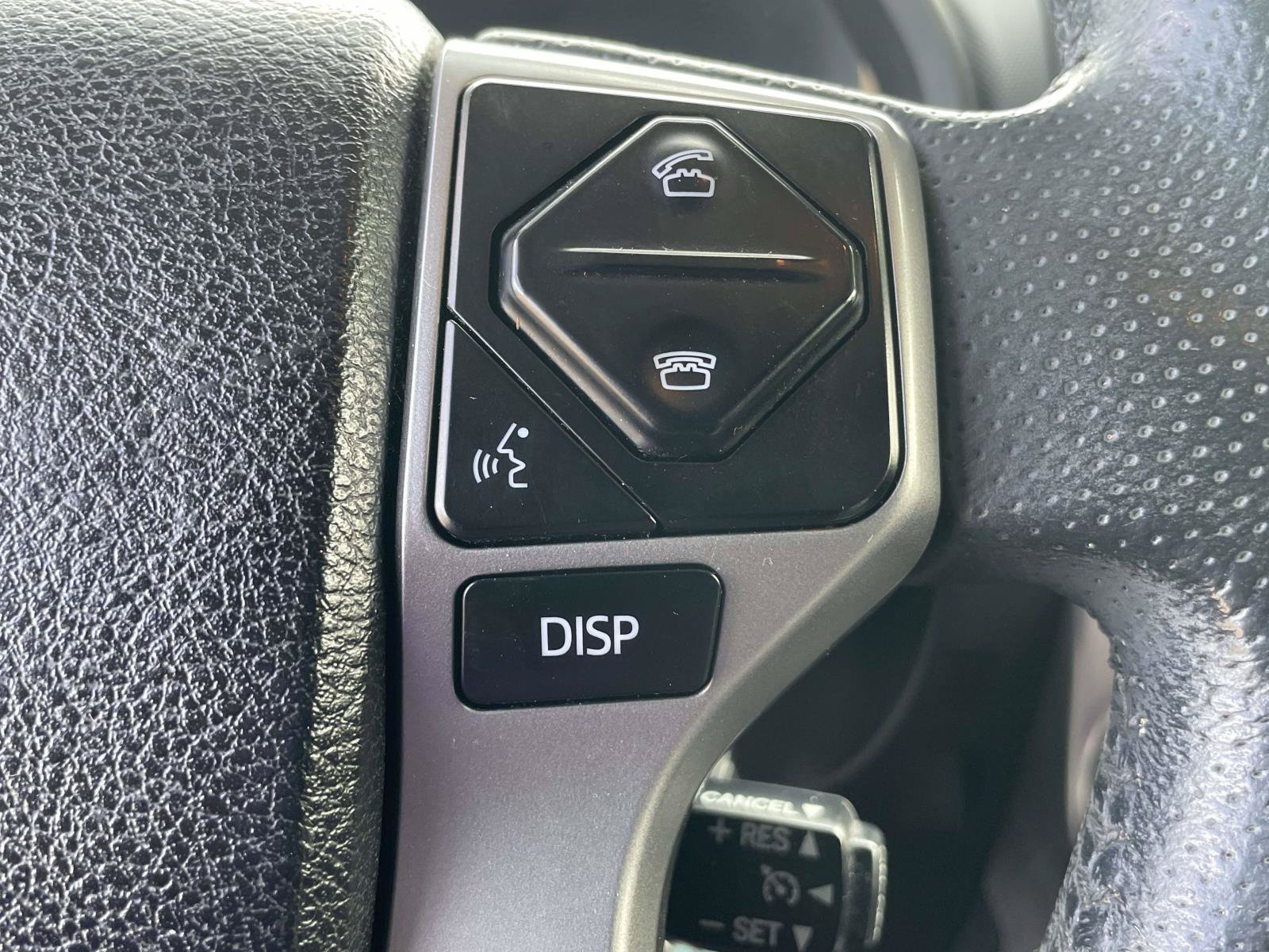 Used 2016 Toyota 4Runner SR5 AWD/4WD image 18
