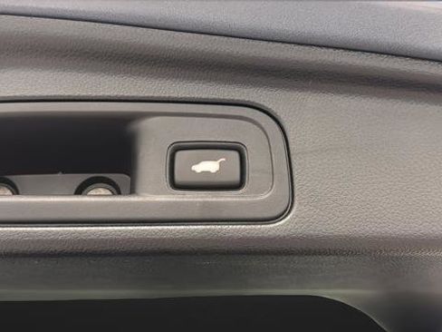 Used 2022 Honda Pilot Touring image 33