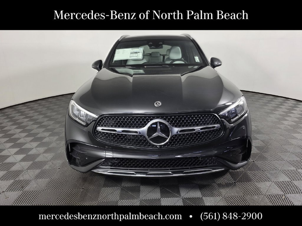 New 2026 Mercedes-Benz GLC 300 image 2