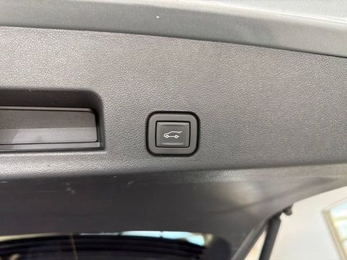 Used 2025 Chevrolet Traverse RS w/ LPO, Floor Liner Package AWD/4WD image 22