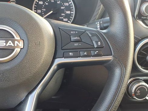Used 2024 Nissan Sentra SV image 19