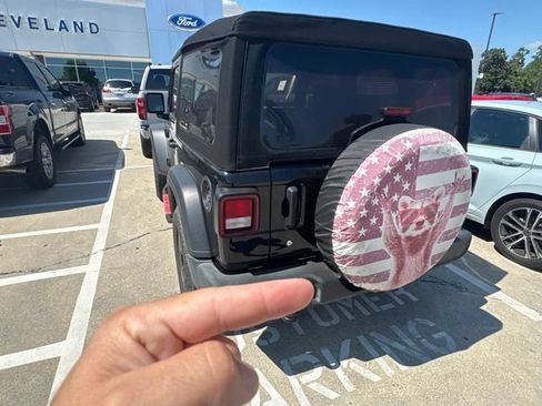 Used 2024 Jeep Wrangler Sport AWD/4WD image 15