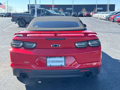 Used 2022 Chevrolet Camaro SS RWD image 4