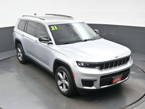 Used 2021 Jeep Grand Cherokee L Limited AWD/4WD image 41