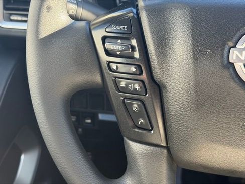 Used 2022 Nissan Frontier SV image 27