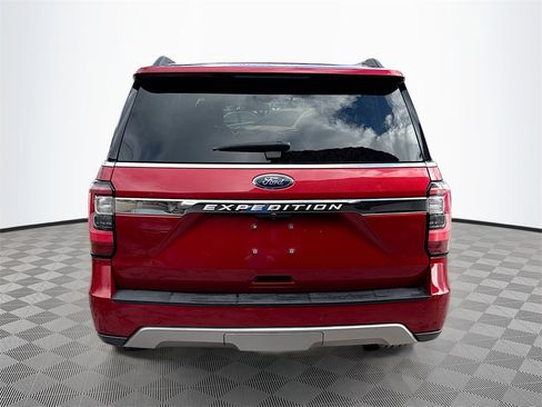 Used 2021 Ford Expedition Limited image 7