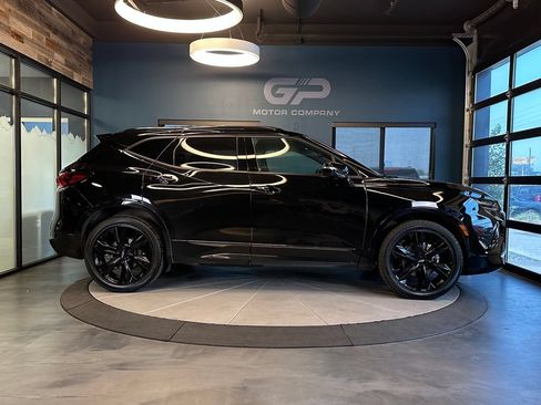 Used 2022 Chevrolet Blazer RS w/ Enhanced Convenience Package AWD/4WD image 2