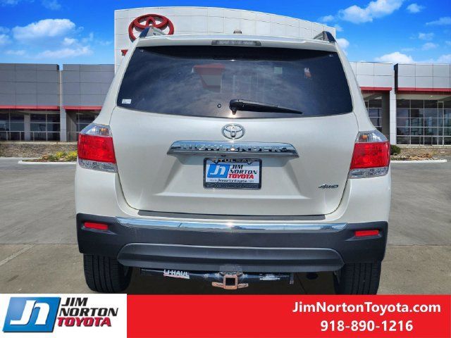 Used 2011 Toyota Highlander Limited w/ Tow Pkg AWD/4WD image 7