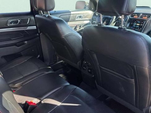 Used 2018 Ford Explorer Sport w/ Equipment Group 401A AWD/4WD image 12