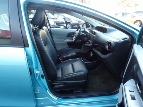 Used 2013 Toyota Prius C Four image 6