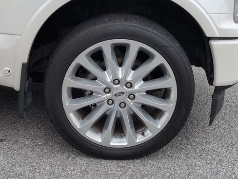 Used 2019 Ford F150 Limited w/ Trailer Tow Package AWD/4WD image 11